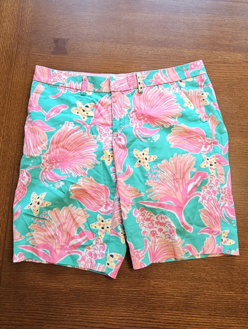 Lilly Pulitzer Bermuda Avenue Short Starfish Size 4
